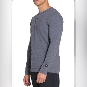 The North Face Gray men’s Henley size small long sleeve shirt. Like New.